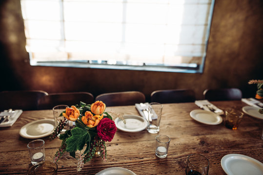 Dinner Party Charming Table Setting