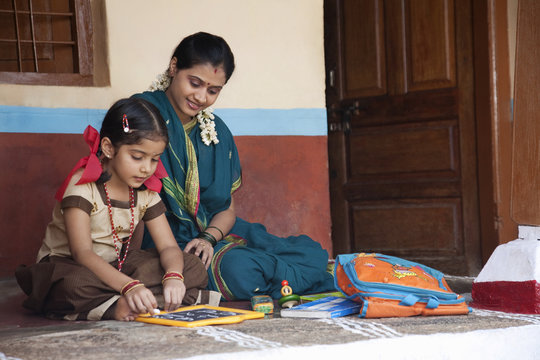 Little girl studying 