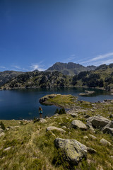 Fototapeta premium Estanque de montaña