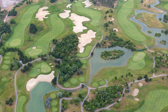 Golfplatz Golf spielen Sport Golfclub Luftbild