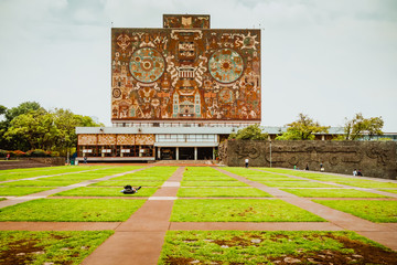 UNAM