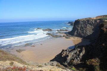 see cliff in alagarve