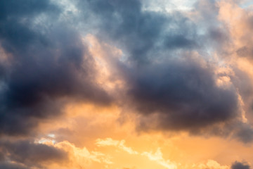 Obraz premium Clouds at Sunset