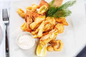 Breaded Prawns - King prawns coated in plain and spicy breadcrumbs and deep-fried
