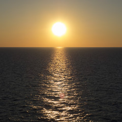 Obraz premium Sun over Baltic Sea