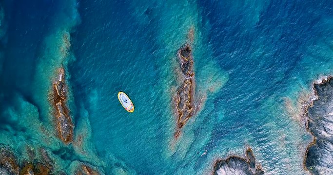 bateau sur la c&ocirc;te espagnole