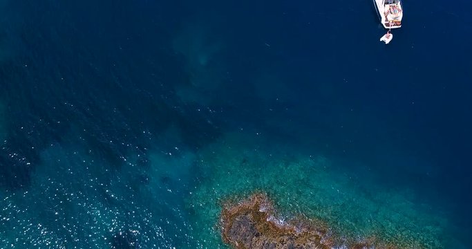 bateau sur la c&ocirc;te espagnole