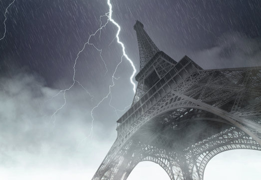 Fototapeta Wieża Eiffla podczas silnej burzy, deszczu i oświetlenia w Paryżu, kreatywny obraz