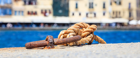 Bollard and rope on a dock