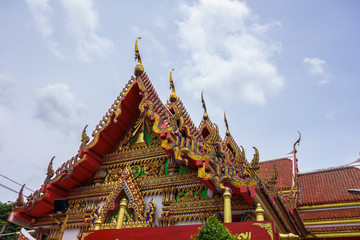 Fototapeta premium タイ バンコク, 第３級王室寺院 , Wat Soi Thong : チャオプラヤー川・ワット・ソイ・トン