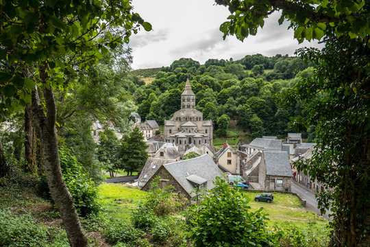 Basilique Notre-Dame d'Orcival
