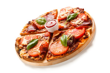 Pizza pepperoni with tomatoes, mushrooms and olives 