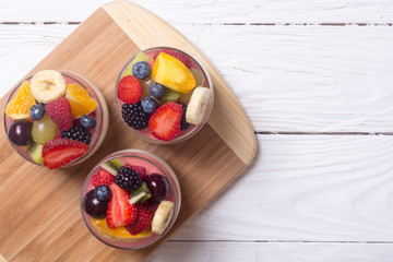 Cheesecake with fruit and berries