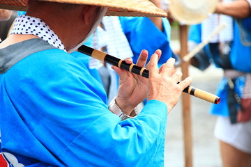 横笛を吹く © tomonet000