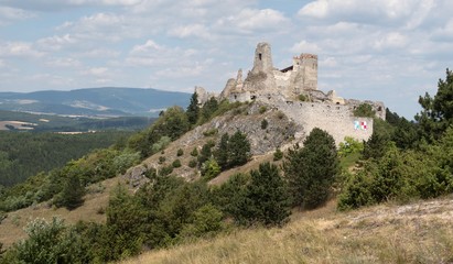 Fototapeta na wymiar Cachticky hrad - castle ruin in western Slovakia