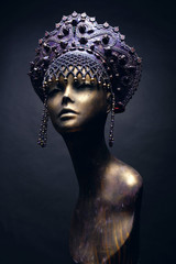 Mannequin in creative purple crown