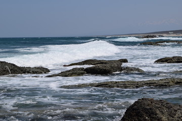 山形県庄内浜の荒波