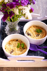 Blackberry and pear crumble cakes
