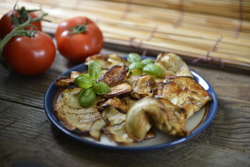 maccheroni e melanzane fritte