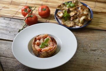 maccheroni e melanzane fritte