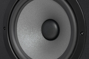 Studio monitor speaker