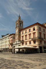 Piazza Tre Martiri Uhrturm