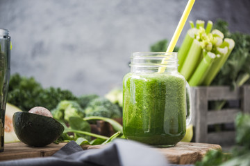 Homemade green vegetable detox smoothie