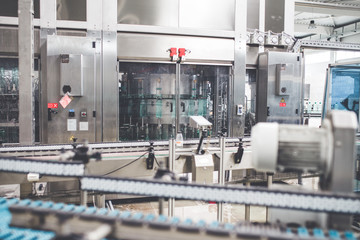 Bottling plant - Water bottling line for processing and bottling pure mineral carbonated water into bottles. 