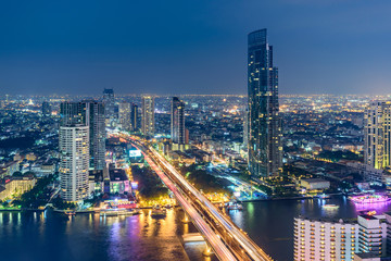 Fototapeta na wymiar Topview of Chaopraya River , Bangkok, Thailand