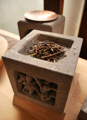 Aroma pot made from Nanseki soft stone from Sapporo as a gift