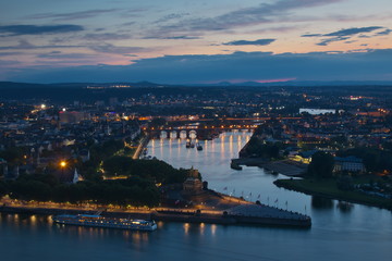 Fototapeta na wymiar Koblenz zur blauen Stunde