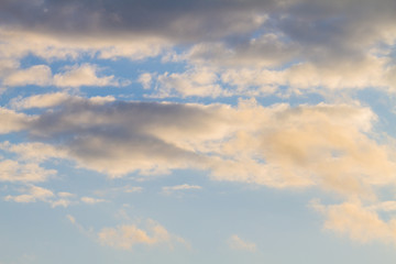 Obraz premium Blauer Himmel mit Wolken