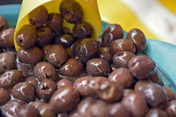 Olive in bulk for sale in market