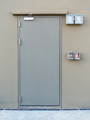 Fire exit door and fire protection system