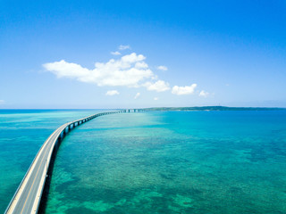 Fototapeta premium 橋・ドローン撮影