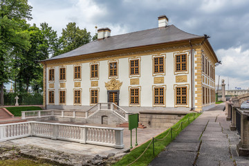 Obraz premium Summer Palace of Peter the Great in the Summer Garden in St. Petersburg