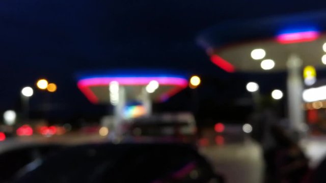  light blur in the oil pump at night.