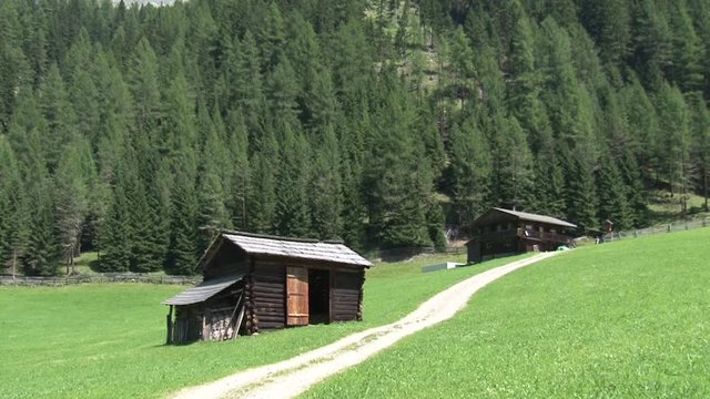 Volkzeinerh&uuml;tte, Volkzeiner H&uuml;tte, Volkzeiner, Talschluss, Alm, Haus, H&auml;user, bewirtschaftet, Winkeltal, Weg, Villgraten, Au&szlig;ervillgraten, Osttirol, 