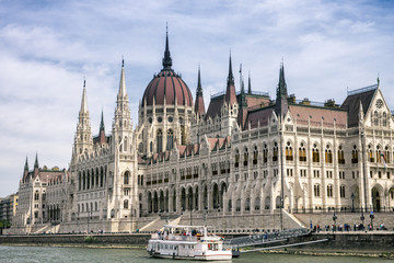 Obraz premium Budapest, Government palace