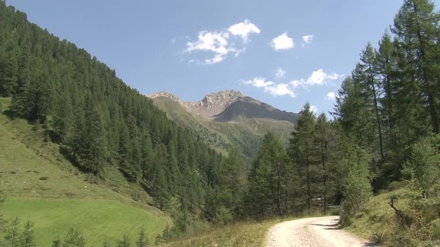 Volkzeinerh&uuml;tte, Volkzeiner H&uuml;tte, Volkzeiner, Talschluss, Alm, Haus, H&auml;user, bewirtschaftet, Winkeltal, Weg, Villgraten, Au&szlig;ervillgraten, Osttirol, 