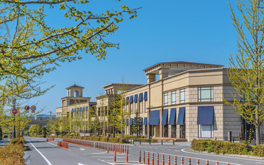 美しい商店街の街並み風景