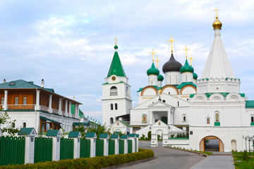 Fototapeta na wymiar Pechersky Ascension Monastery ( Pechyorsky Vozensensky Monastyr) in Nizhny Novgorod, Russia. 