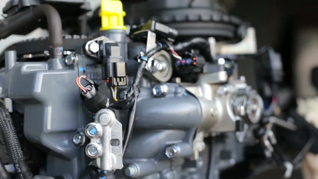 Repair of four-stroke outboard motor
