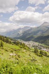 Scuol, Dorf, Bergdorf, Engadin, Unterengadin, Alpen, via Engiadina, Wanderweg, Nationalpark, Sommer, Inn, Inntal, Graubünden, Schweiz