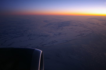 飛行機からのシベリアの夕焼け