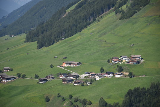 Osttirol, Pustertal, Pustertaler Höhenstraße, Lienz, Sillian, Sommer, Wiese, Dorf, Abfaltersbach, Assling, Ried, Goll, Ass, Anras, Winkl