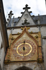 Horloge astronomique du vieil Auxerre en Bourgogne, France