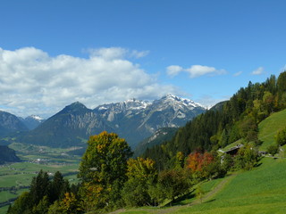 Fototapeta na wymiar Zillertal mit Rofan