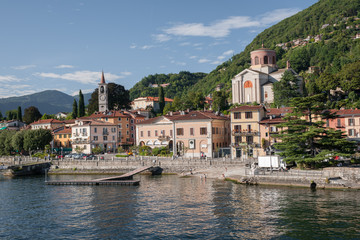 Fototapeta na wymiar Sasso del Ferro und Laveno Mombello (Lago Maggiore)