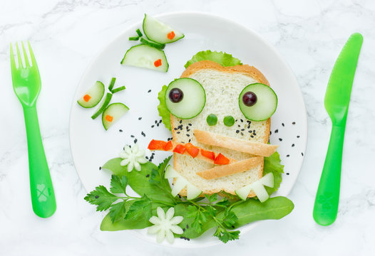 Frog sandwich